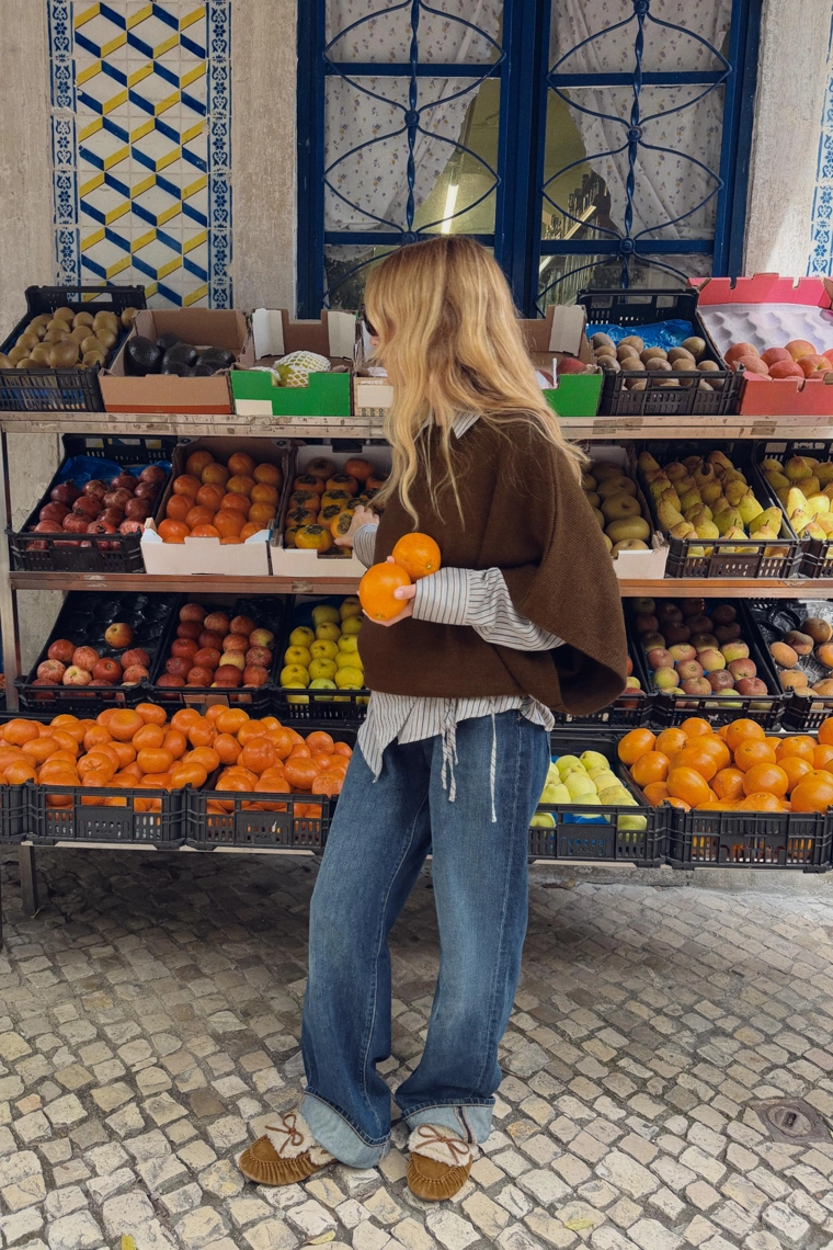 Джемпер с широкими рукавами