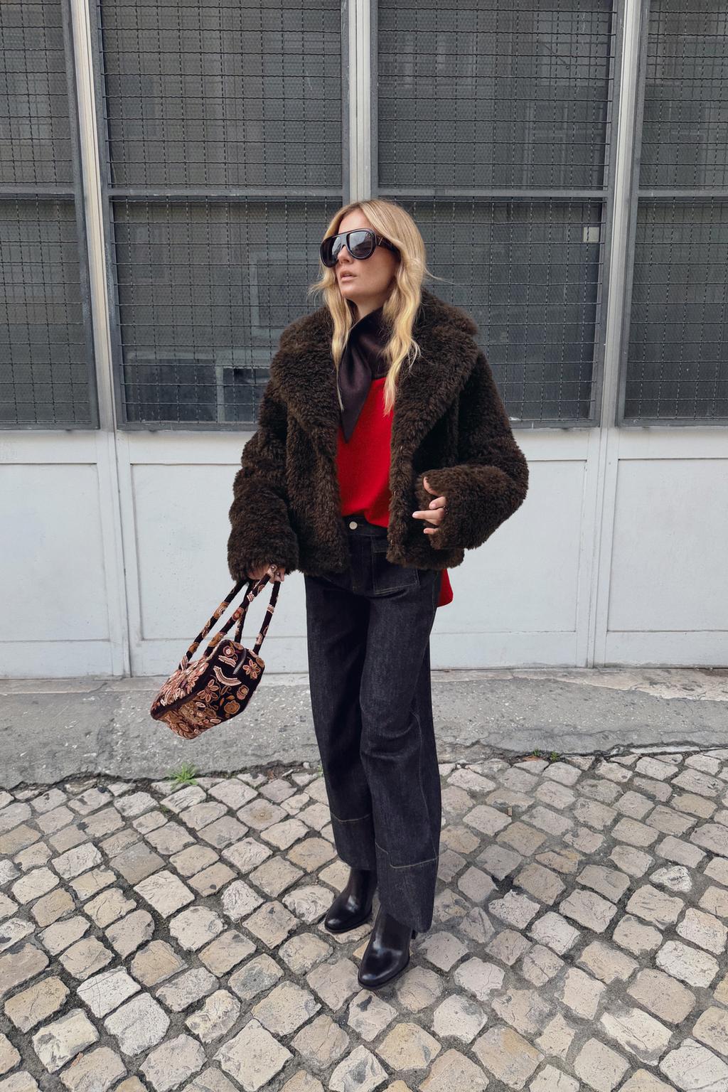 ШЕРСТЯНОЙ СВИТЕР СВОБОДНОГО КРОЯ