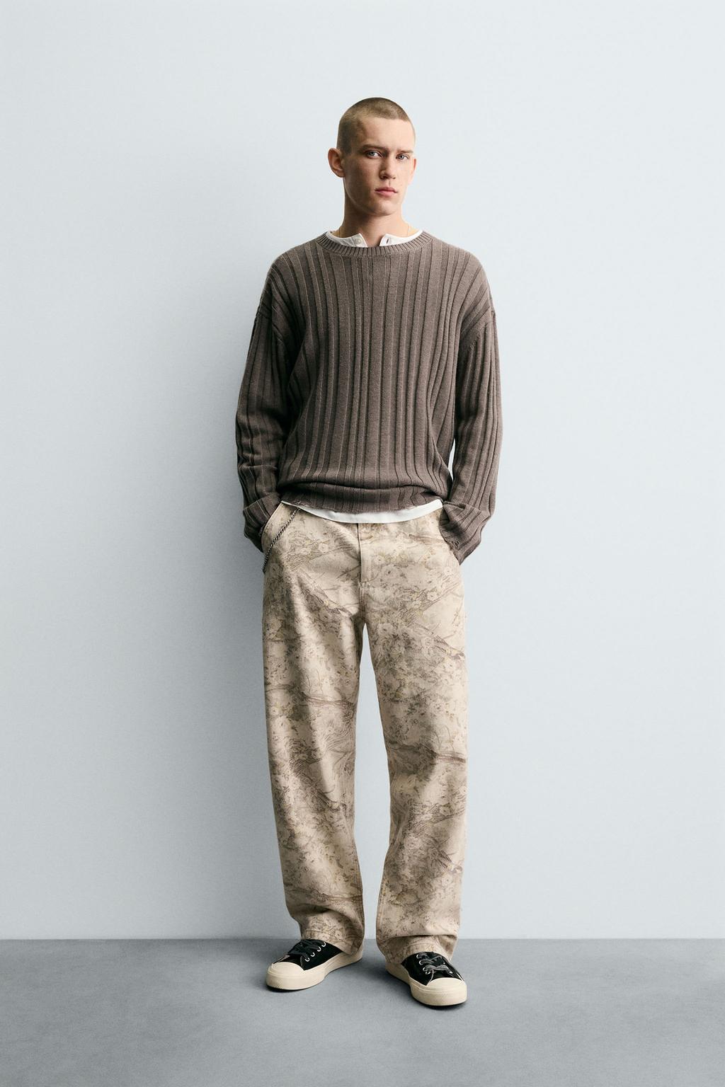 БРЮКИ КАРГО С АБСТРАКТНЫМ ПРИНТОМ