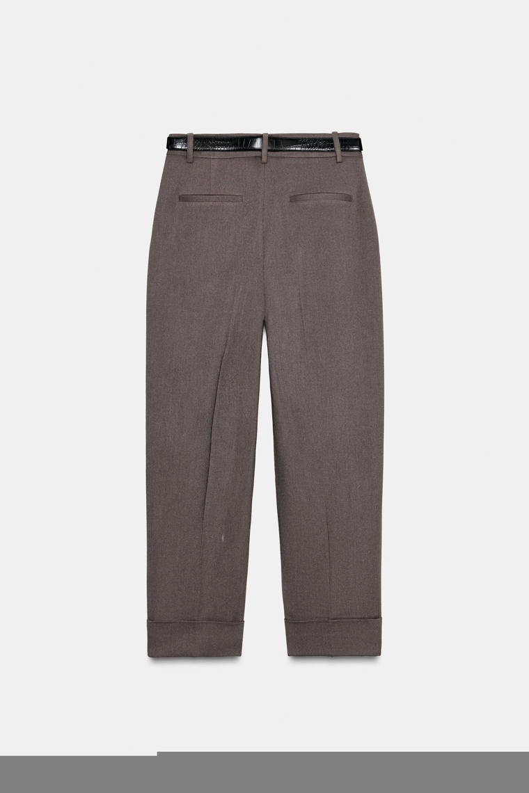 Брюки с подворотами и поясом