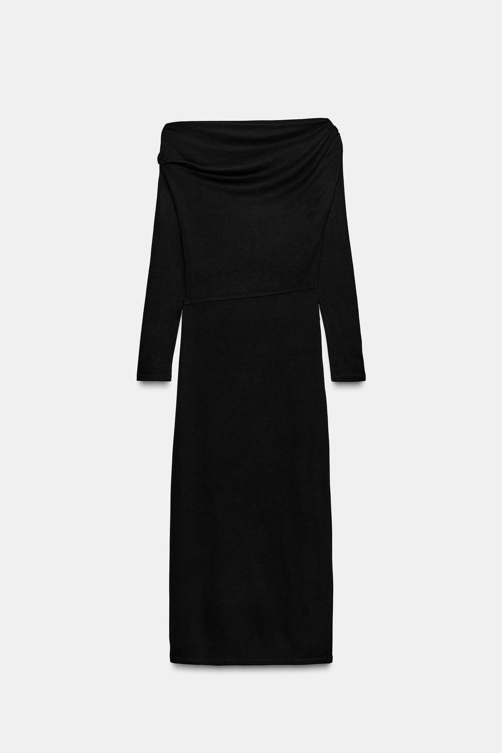 МЯГКОЕ ПЛАТЬЕ С БРОШЬЮ