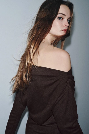 Купить Zara Мягкое платье с брошью