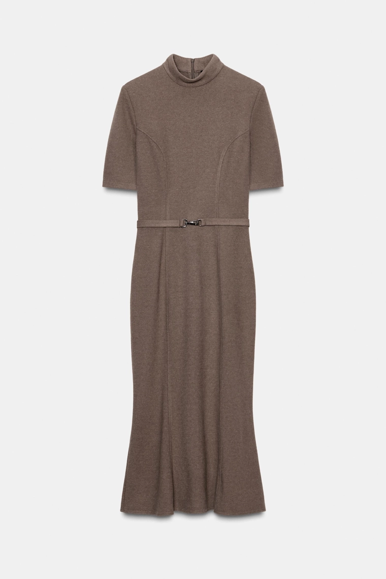 Платье со шнурком