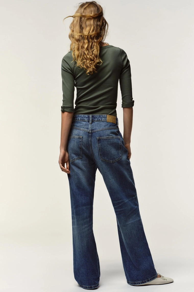 Рифленая футболка с пуговицами