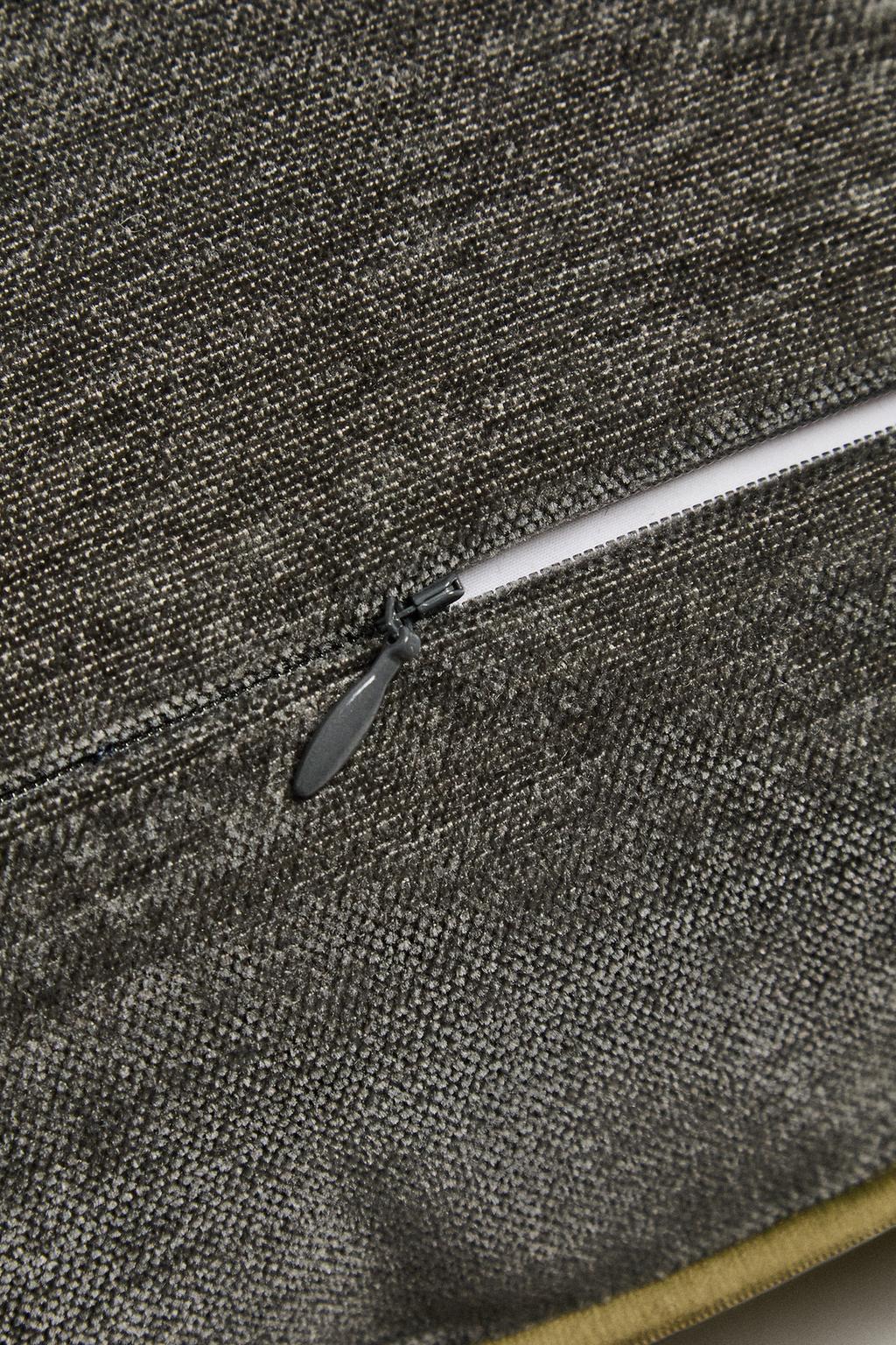 Чехол на подушку из шениля