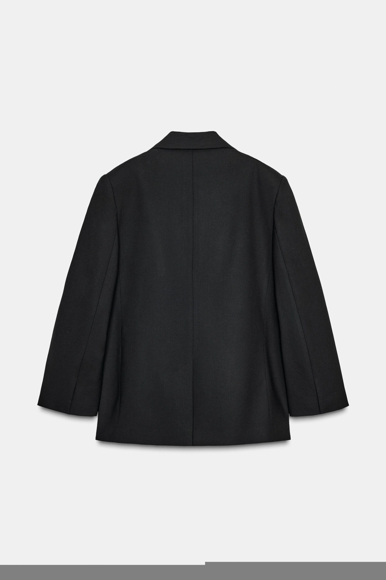 Пиджак оверсайз с двубортной застежкой