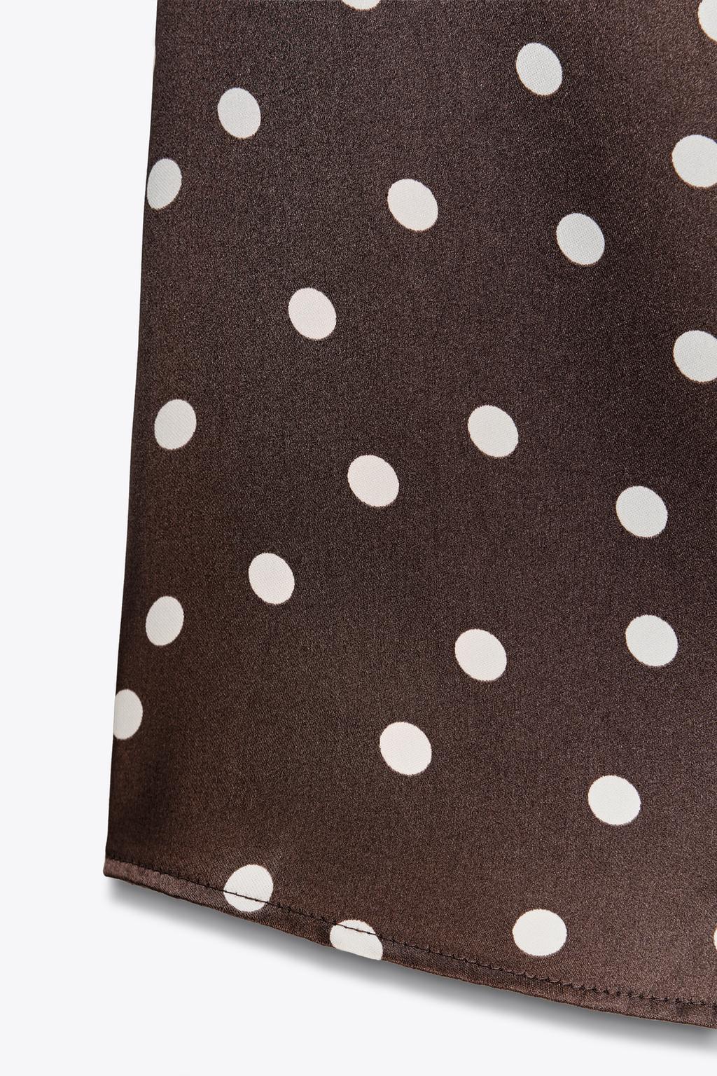 АТЛАСНЫЙ ТОП БЕЗ БРЕТЕЛЕЙ