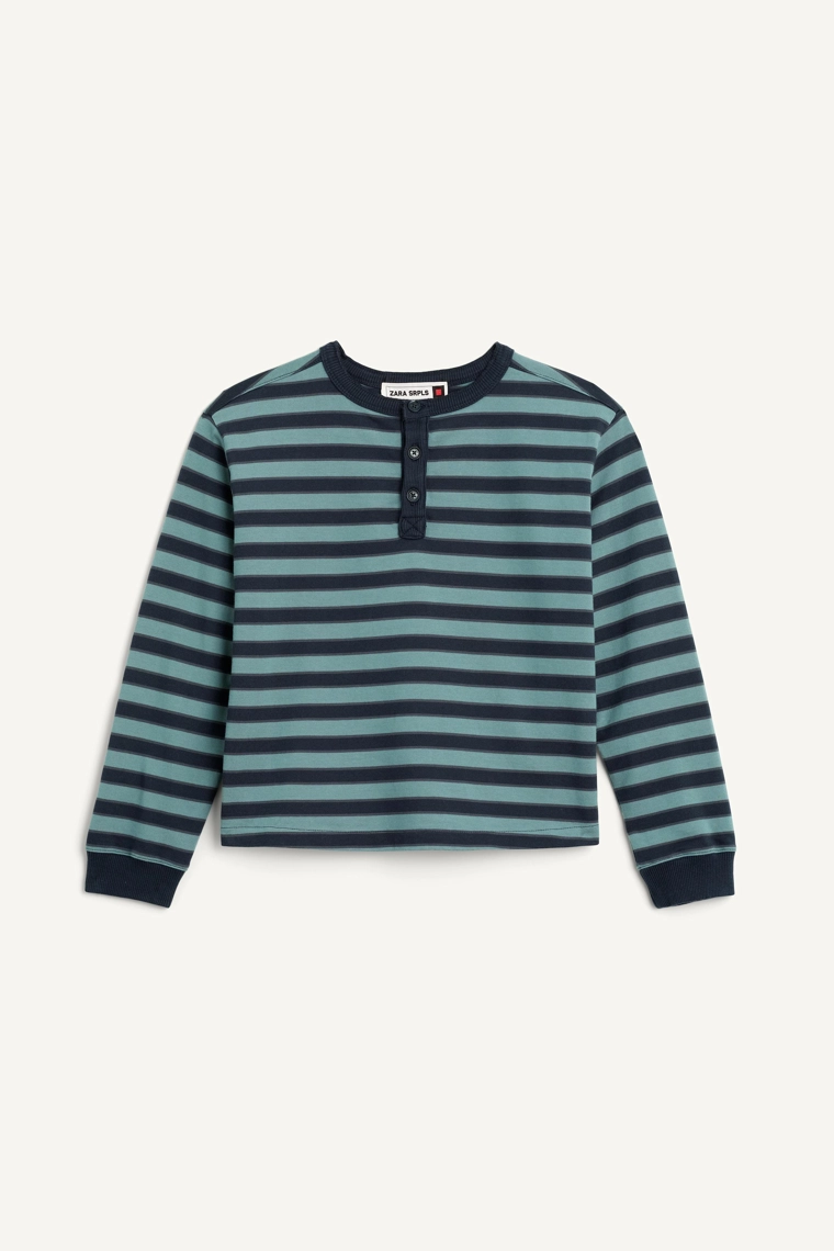 Полосатая футболка 15