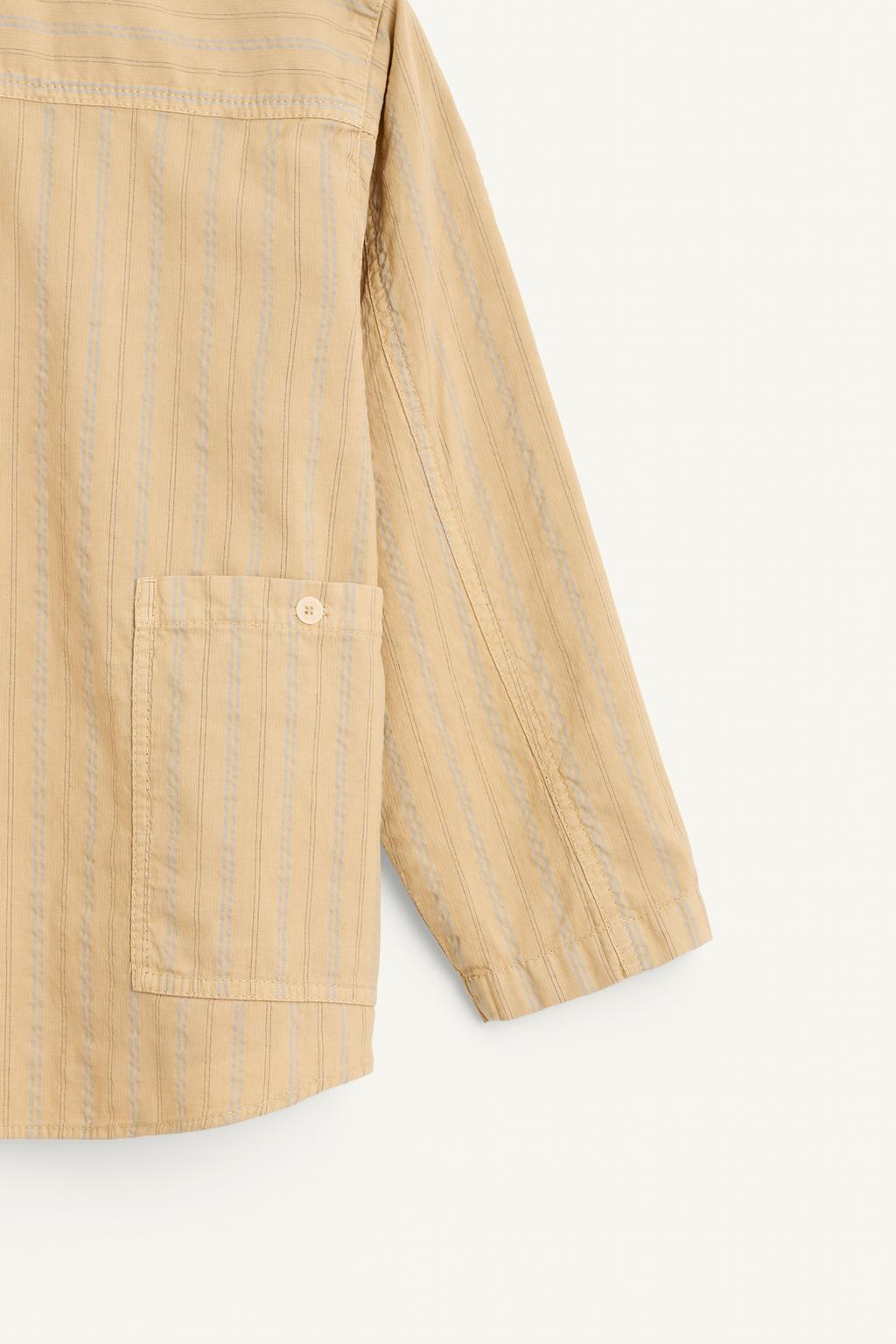 Рубашка в полоску с воротником и длинными рукавами