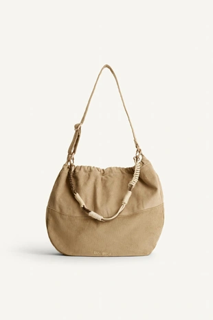 Сумка через плечо с отделкой, напоминающей хлеб, и съемным канатным элементом- Заказать в России