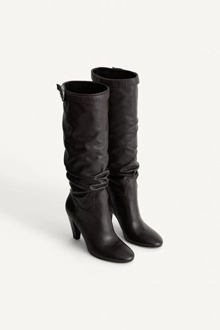 Кожаные ботфорты с ремешками- Заказать в России