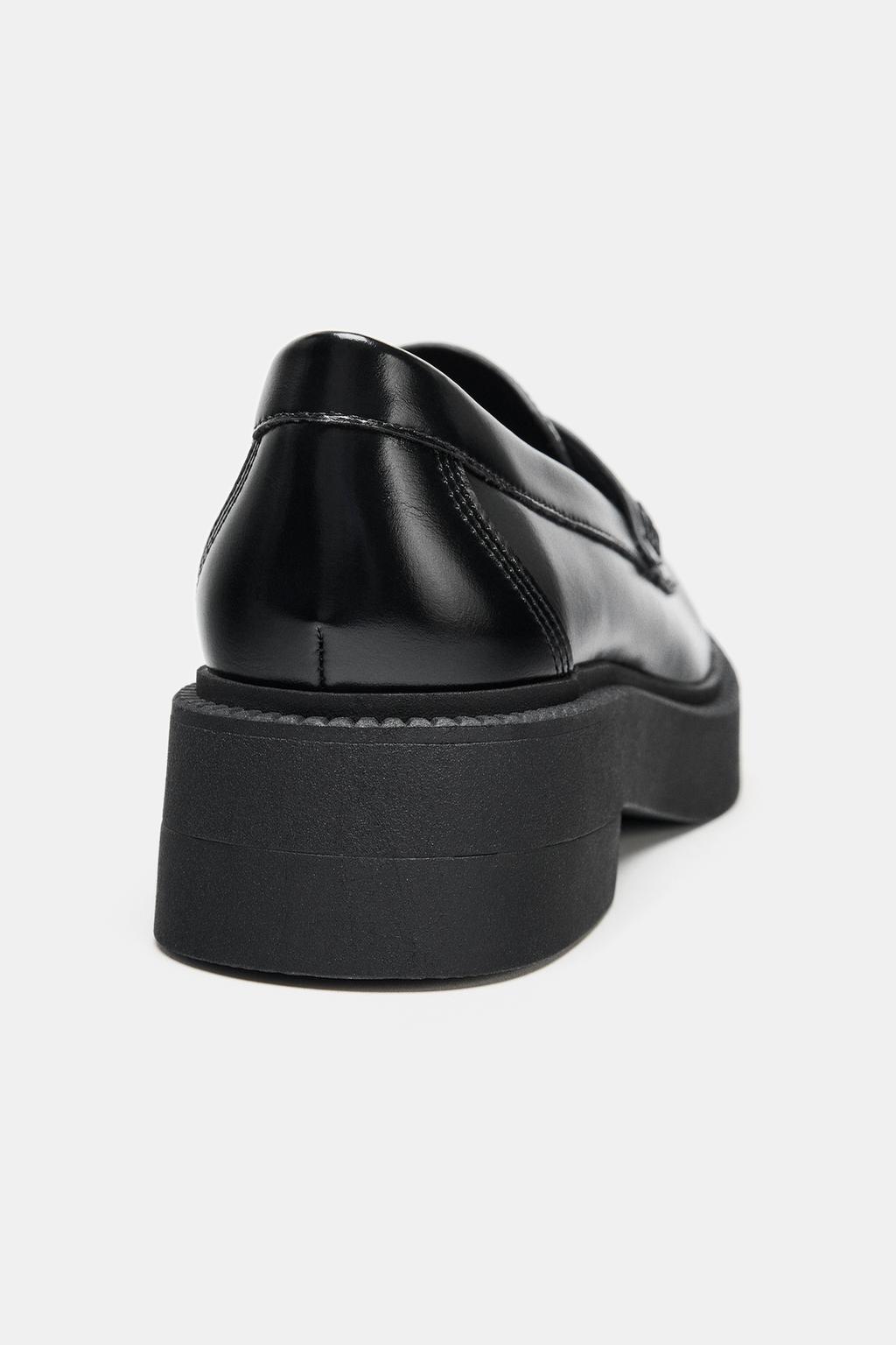 ЛОФЕРЫ НА ТОЛСТОЙ ПОДОШВЕ