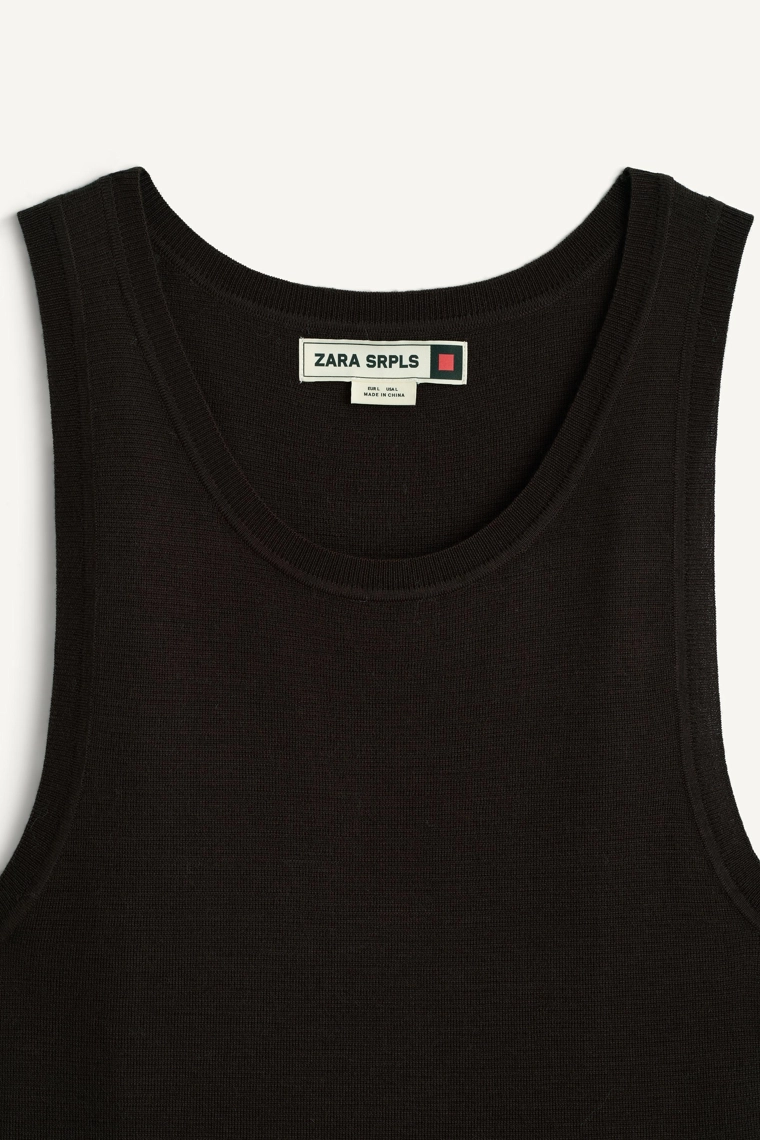 Вязаный топ без рукавов