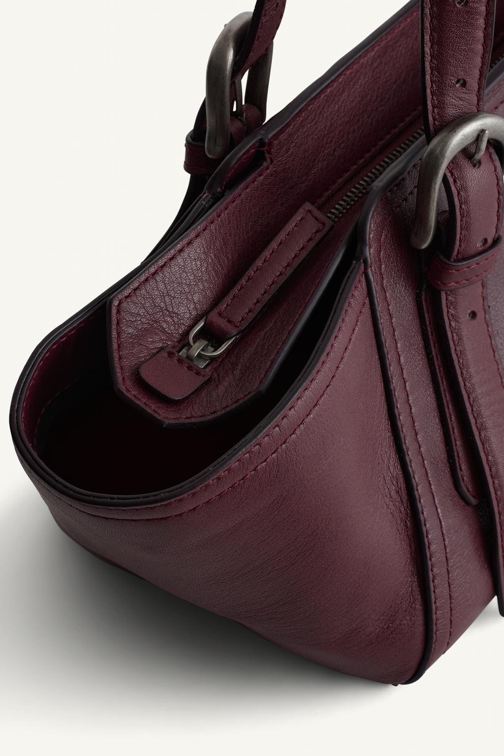 Сумка через плечо из кожи