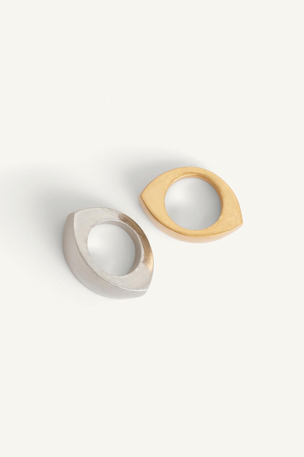 Золотое кольцо в форме овала (набор из двух штук)