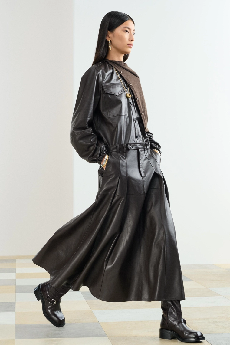 Миди-юбка из кожи