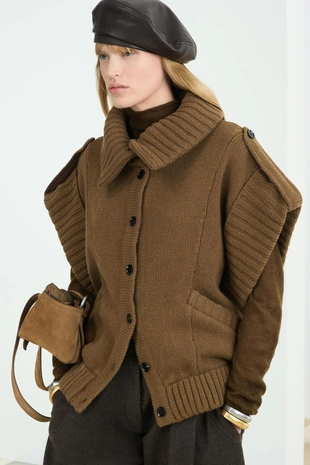 Жилет из вязаной ткани с лацканами- Заказать в России