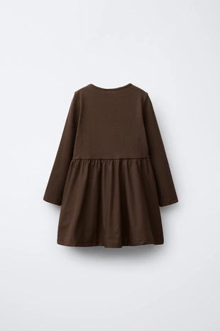 Комбинированное платье в рубчик с бантом