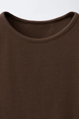 Комбинированное платье в рубчик с бантом