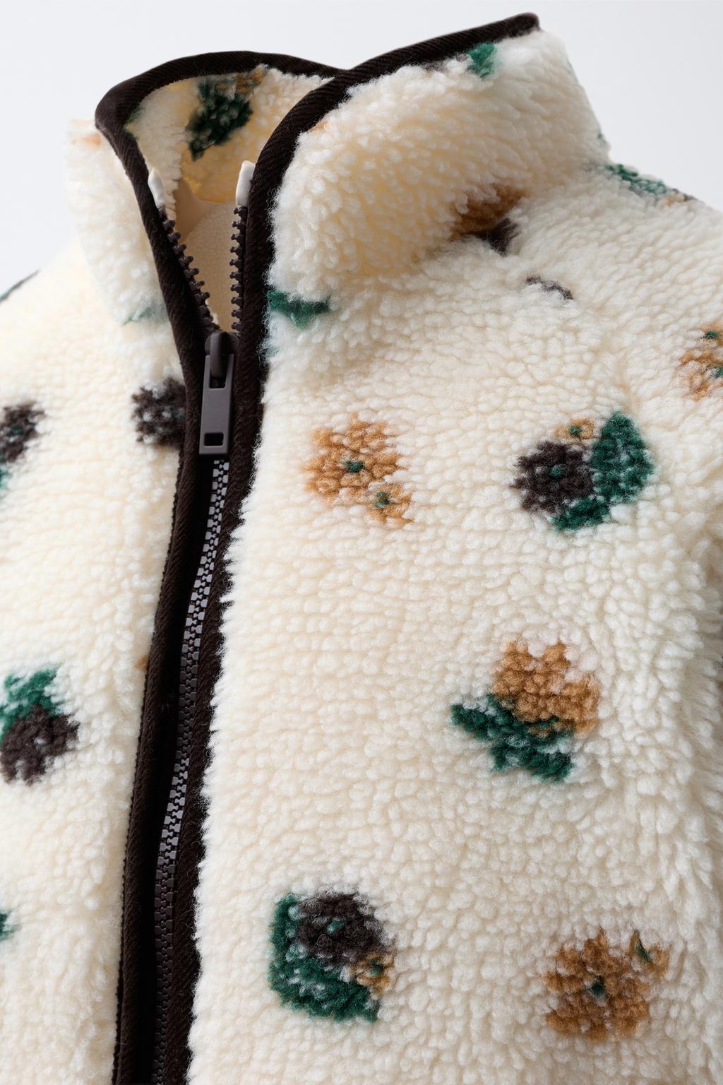 КУРТКА ИЗ ОВЧИНЫ С ЦВЕТАМИ