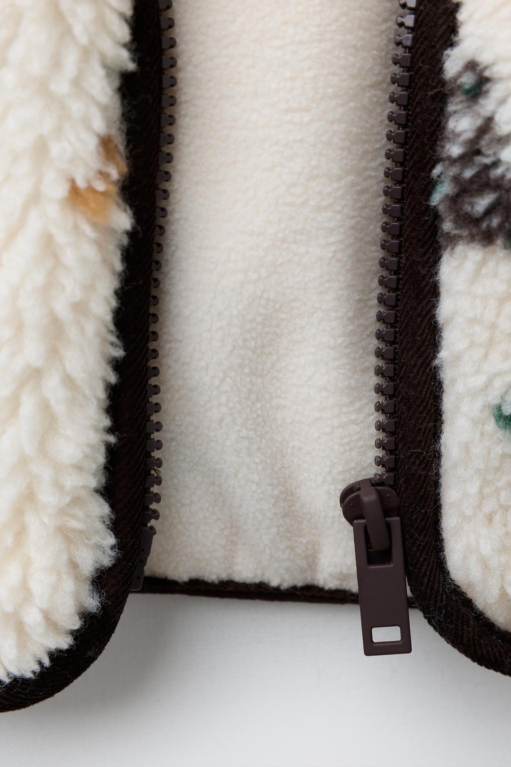 КУРТКА ИЗ ОВЧИНЫ С ЦВЕТАМИ