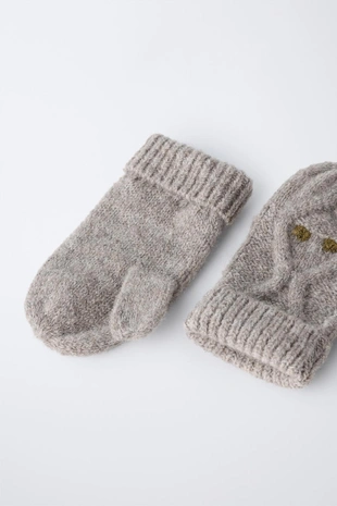 Варежки с кисточками- Заказать в России