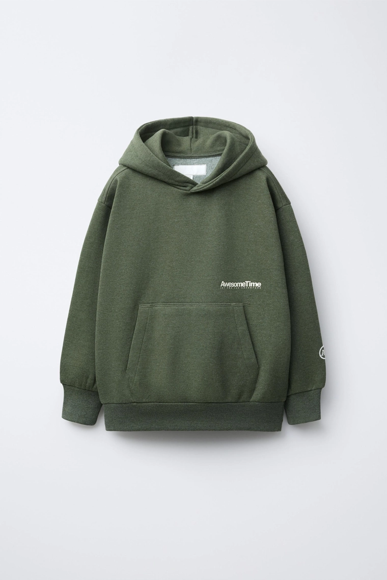 Костюм с кофтой из флиса и брюками с лозунгом