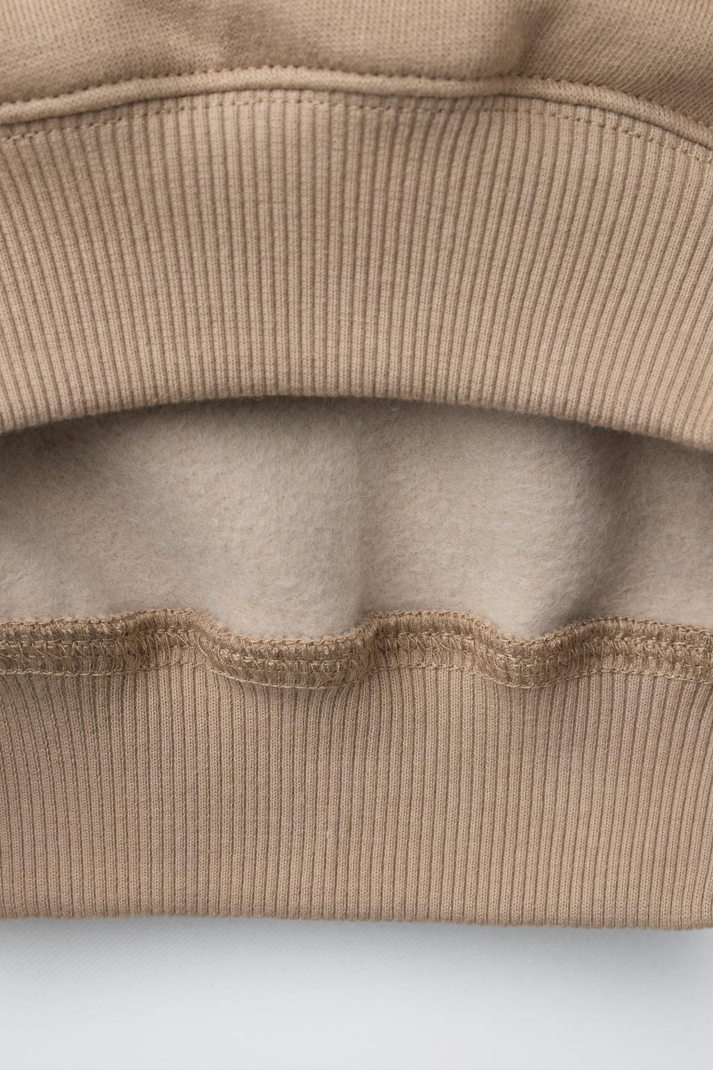 ТОЛСТОВКА С НАШИВКАМИ LILO & STITCH © DISNEY