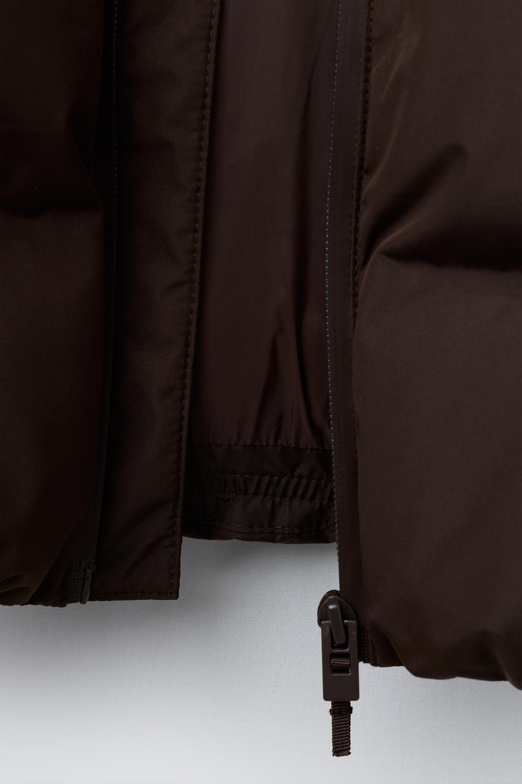 ПУХОВИК WATER REPELLENT С НАШИВКОЙ