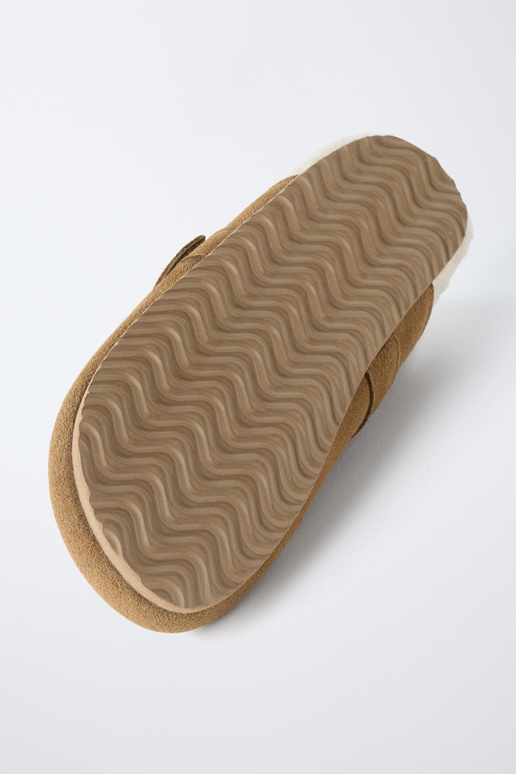 САБО ИЗ КОЖИ С АНИМАЛИСТИЧЕСКИМ ПРИНТОМ