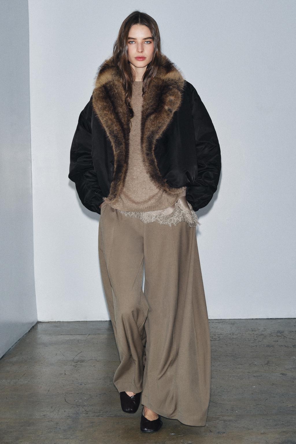 БОМБЕР С ВОРОТНИКОМ ИЗ ИСКУССТВЕННОГО МЕХА — ZW COLLECTION