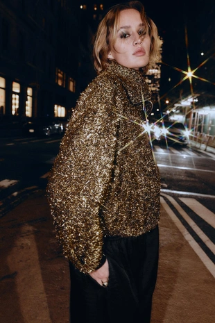 Бомбер с металлизированной нитью- Заказать в России