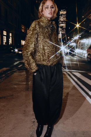 Бомбер с металлизированной нитью- Заказать в России