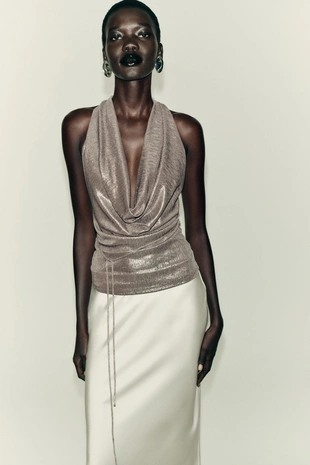 Топ с горловиной халтер и драпировкой- Заказать в России