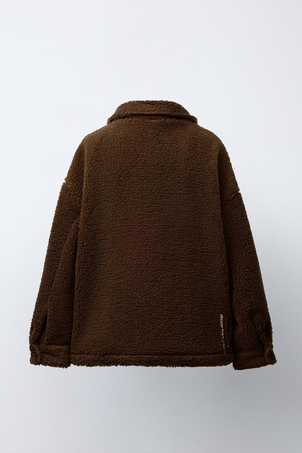 КУРТКА-РУБАШКА ИЗ ИСКУССТВЕННОЙ ОВЧИНЫ С ВЫШИВКОЙ