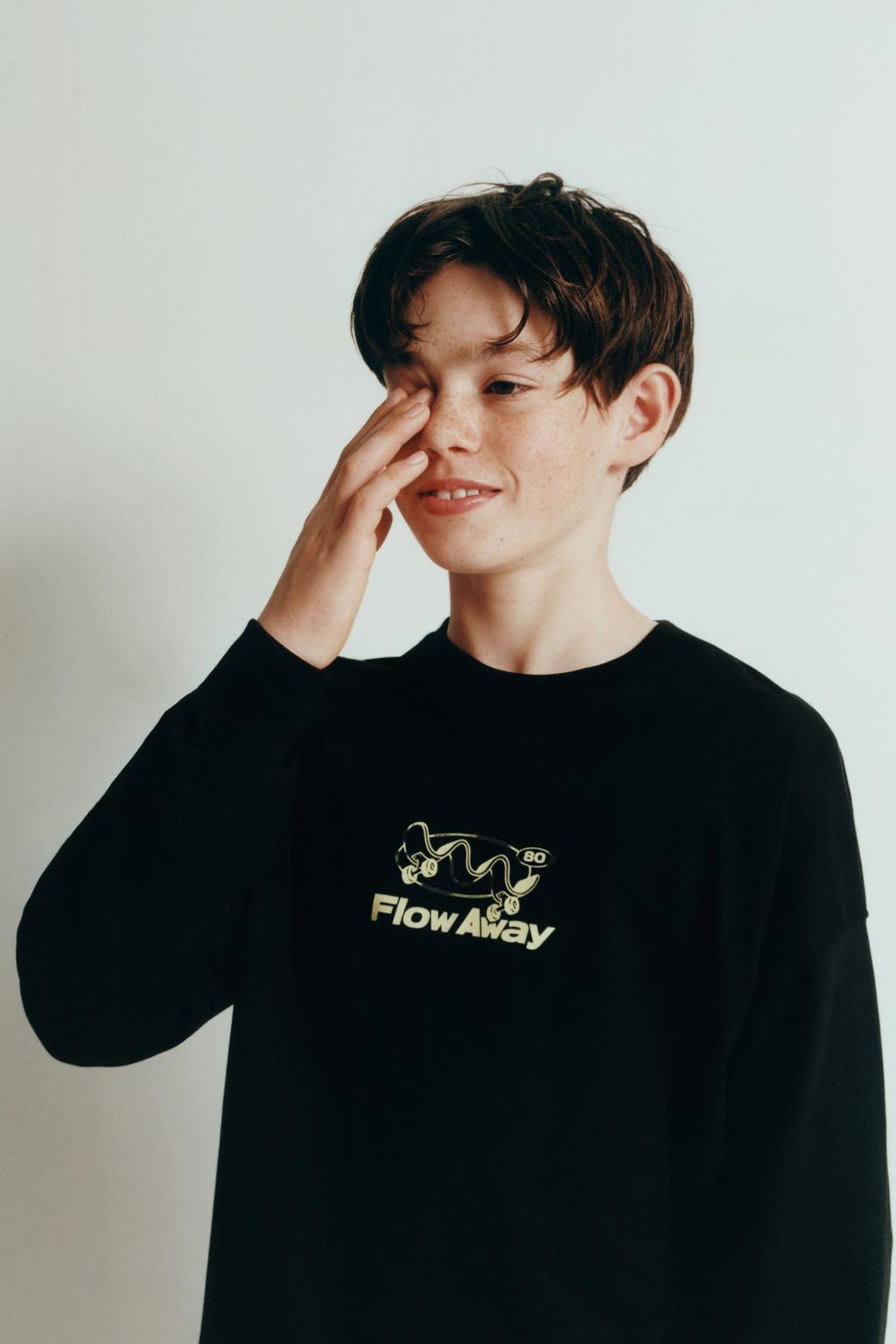 ФУТБОЛКА С ПРИНТОМ  СКЕЙТ 