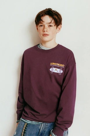 Футболка с принтом SKATE- Заказать в России