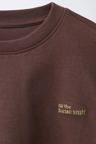 Футболка HEAVY WEIGHT с вышитой надписью