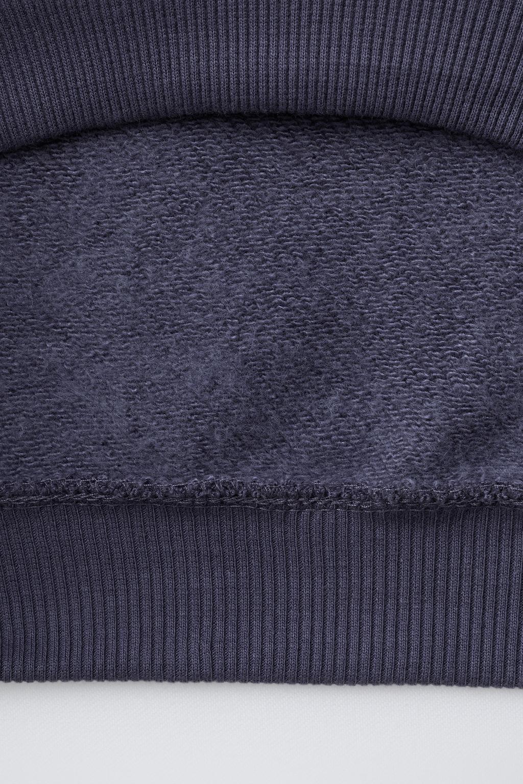 КОМПЛЕКТ ДЛЯ БЕГА, ТОЛСТОВКА И БРЮКИ С ВЫШИТОЙ НАДПИСЬЮ