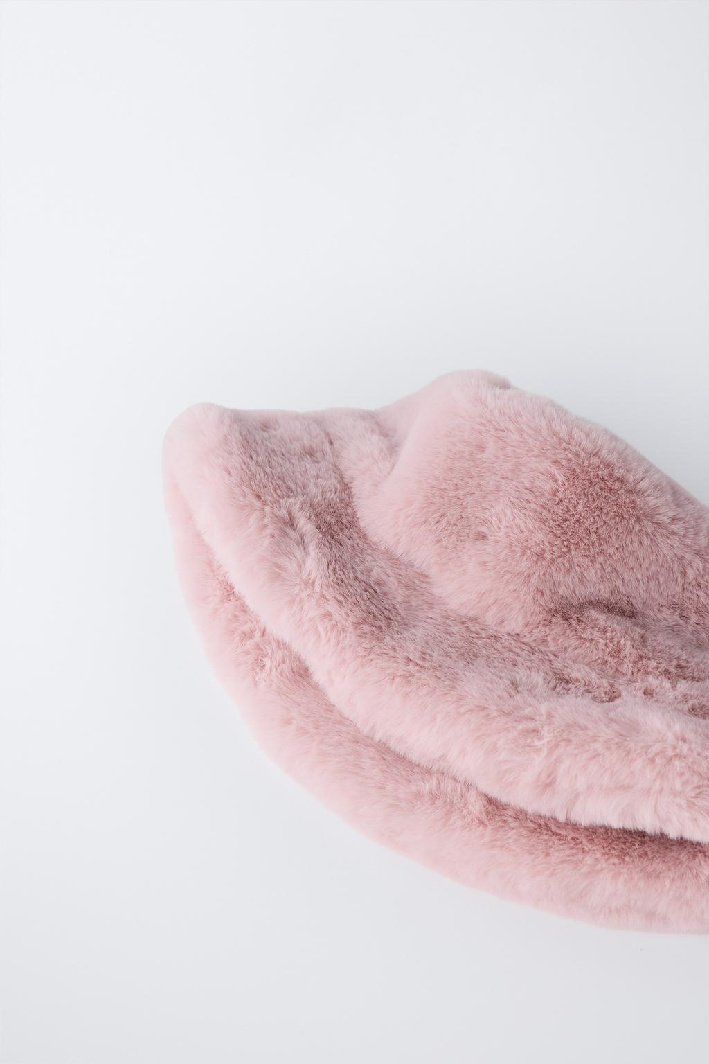 Воротник из искусственного меха в виде ведрошляпы