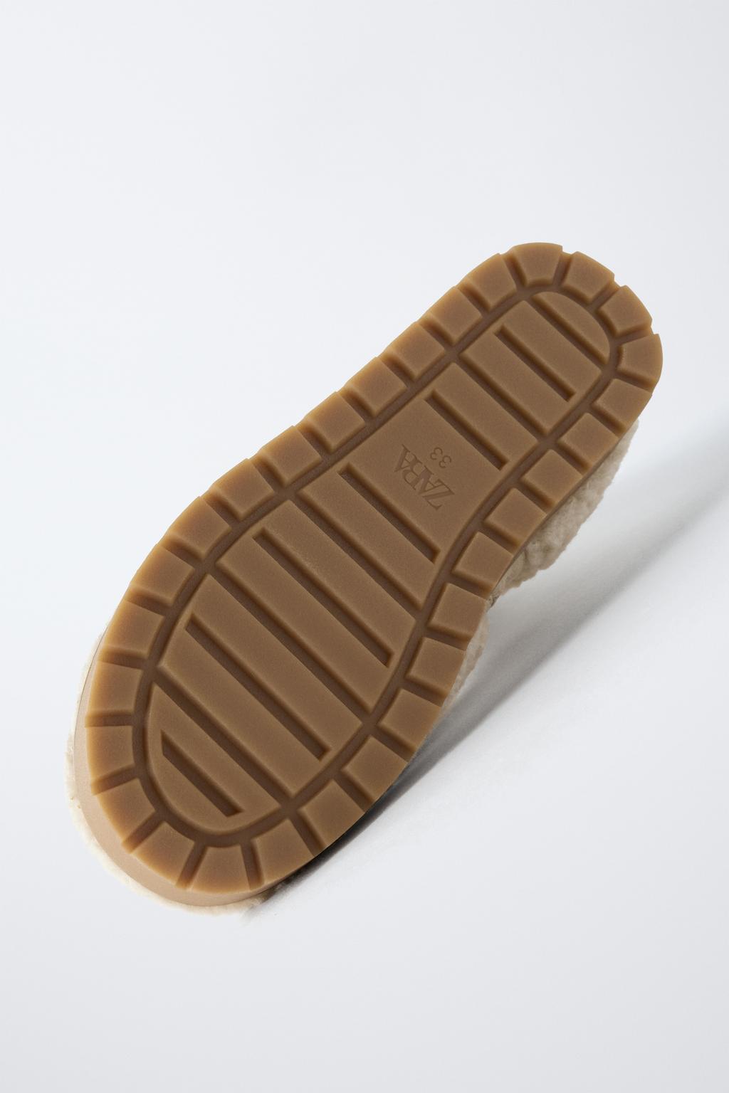 БОТИНКИ ИЗ ИСКУССТВЕННОЙ ОВЧИНЫ