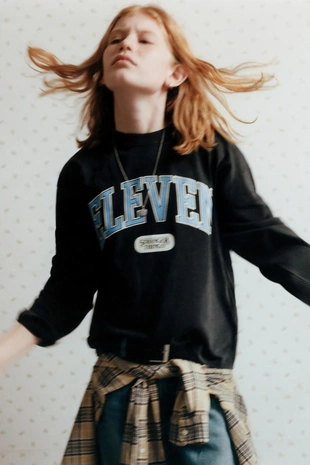 Футболка с эффектом потертости ELEVEN STRANGER THINGS © NETFLIX- Заказать в России