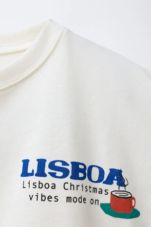 Футболка с принтом слогана лиссабона- Заказать в России