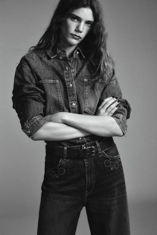 Джинсовая рубашка с заклепками- Заказать в России