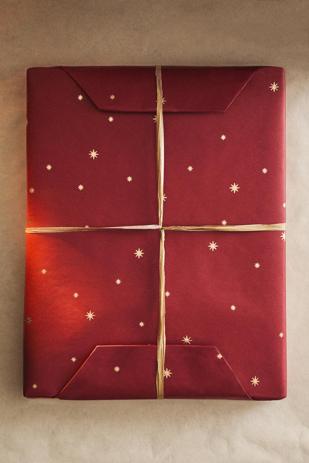 Подарочная бумага с рождественской звездой