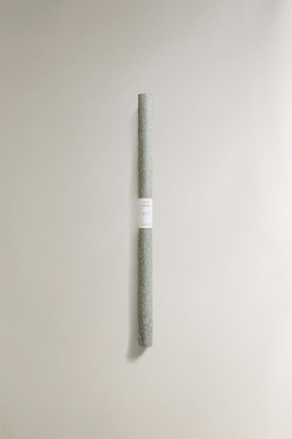 Зимняя блестящая упаковочная бумага с листьями