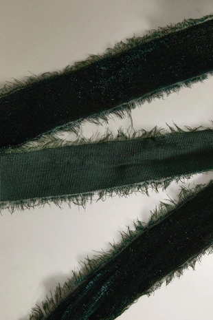 Лента из замши FRAYED VELVET CHRISTMAS GIFT- Заказать в России
