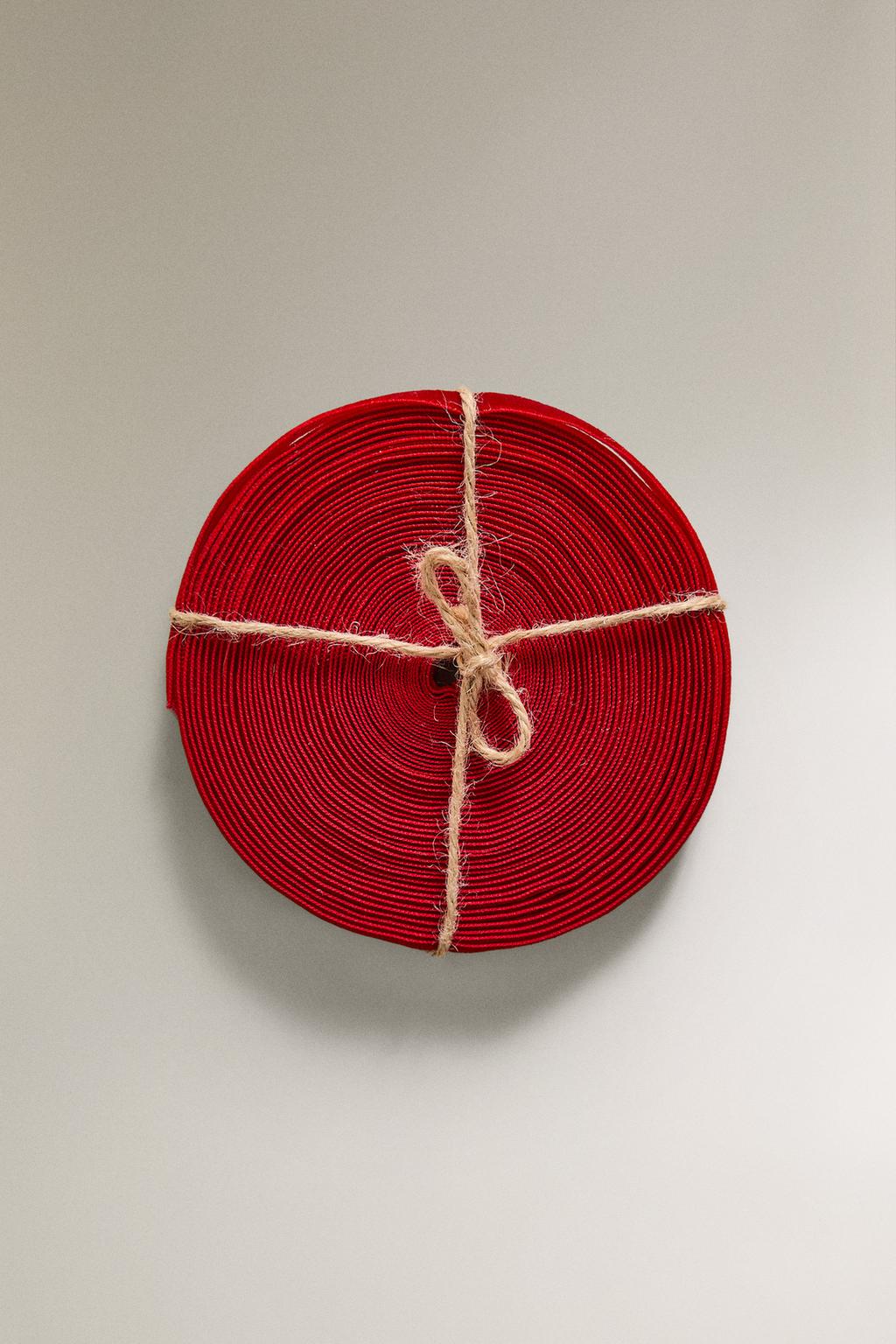 Ленточка для новогодних подарков с металлическим краем