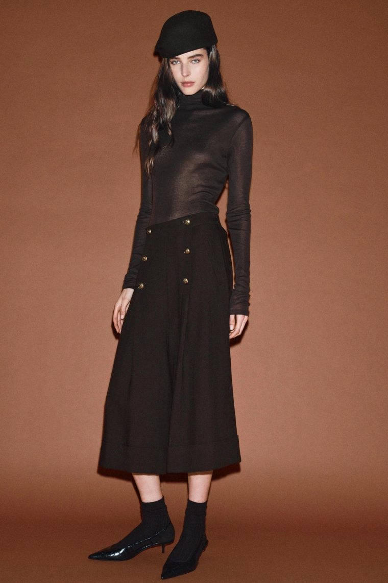 Бермуды из коллекции zw 100% шерсть с пуговицами