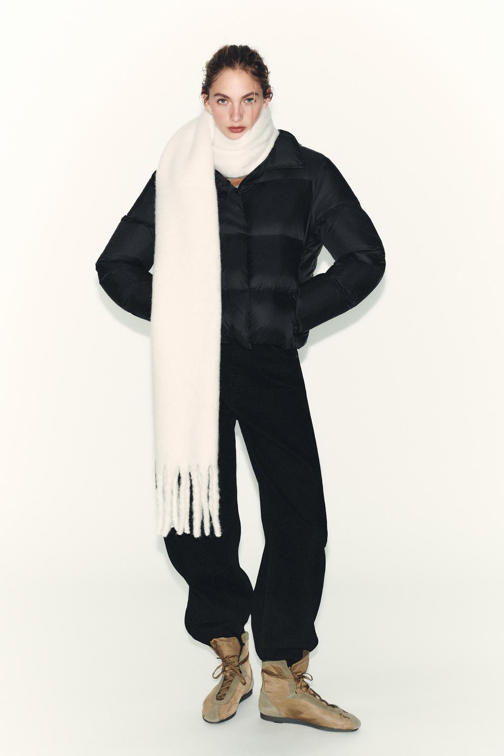 ВОДОНЕПРОНИЦАЕМЫЙ ВЕТРОЗАЩИТНЫЙ ПУХОВИК С КАПЮШОНОМ ИЗ ПЕРА И ПУХА